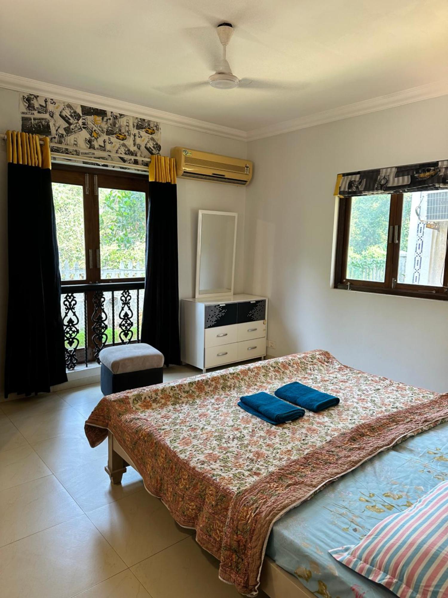 Riviera Hermitage Anjuna Exterior foto